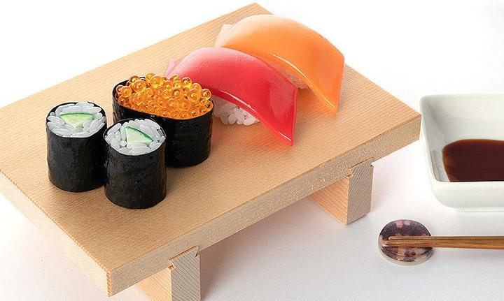 Image du produit Syuto Seiko Sushi Plastic Model Kit 1/1 Tuna (re-run) 3 cm
