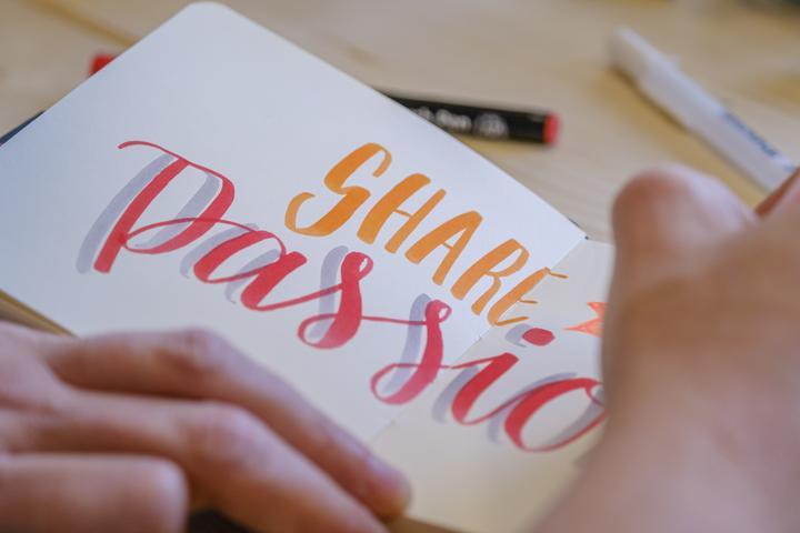 Actual product image Sakura Sketch Notebook (12 x 12 cm, Plain, Hardcover)