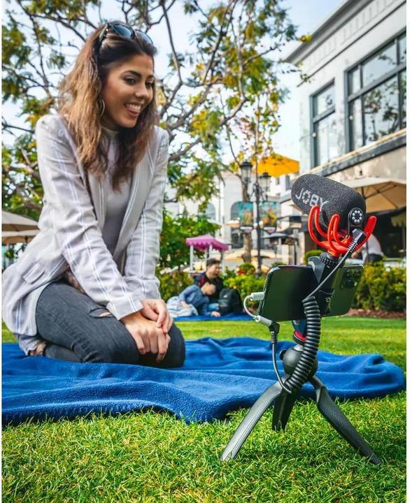 Actual product image Joby JB01675-BWW Microphone Black, Red Digital camera microphone