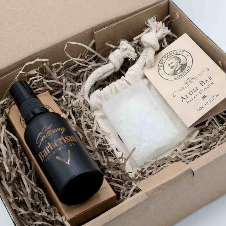 Produktbild Captain Fawcett Alaun Bar & Barberism Pre-Shave Öl Geschenkset