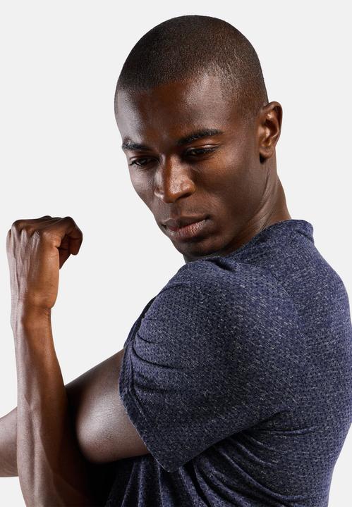 Actual product image Odlo Essential Linencool T-Shirt Crew Neck S/S (XL)