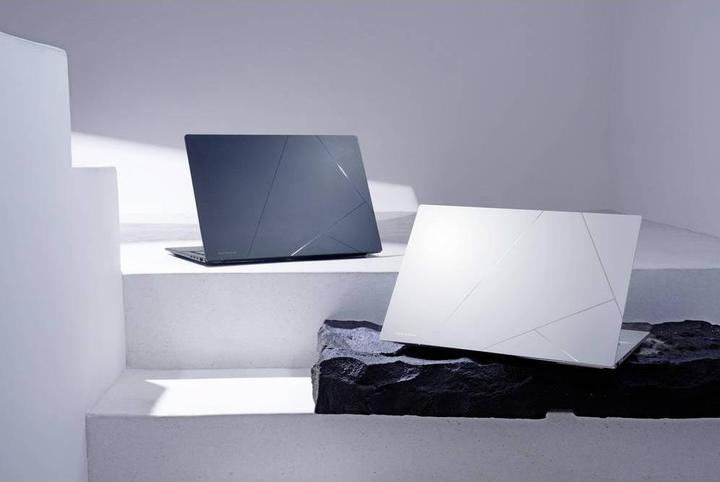 Productafbeelding ASUS Zenbook 14 (14", Intel Core Ultra 9 285H, 32 GB, 1000 GB, DE)