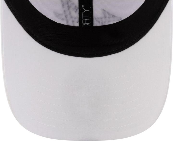 Actual product image New Era 9Forty Snapback Cap - F1 BWT Alpine weiss