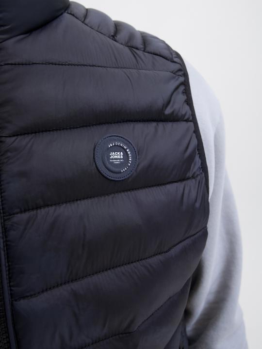 Image du produit Jack & Jones Jjebradley Light Bodywarmer Collar Noos (XS)