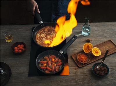 Actual product image Fiskars Hard Face (24 cm, Frying pan, Aluminium)