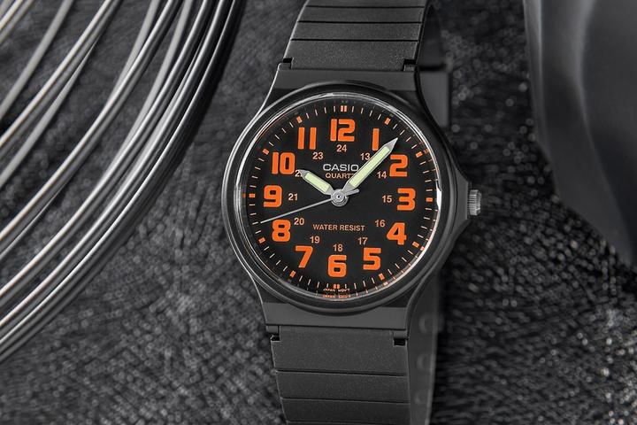Actual product image Casio Collection (Analogue wristwatch)