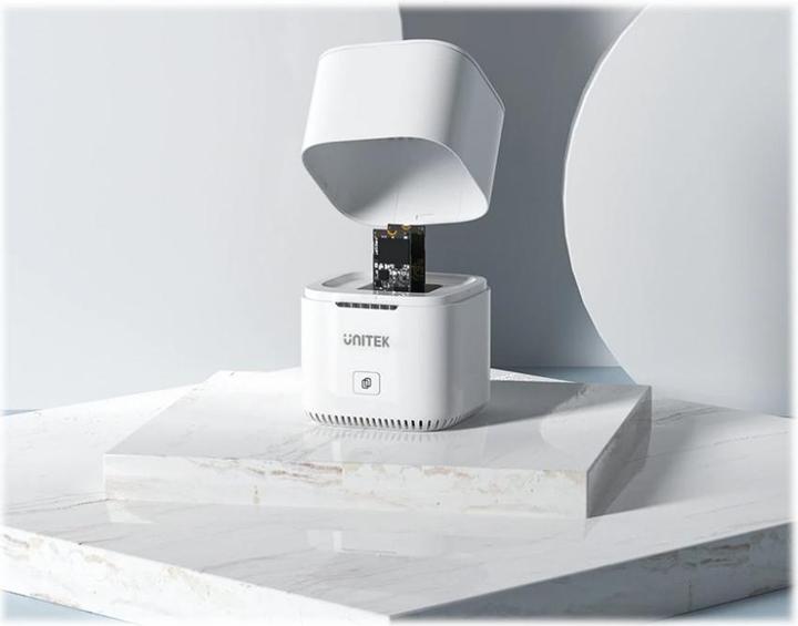 Actual product image Unitek Stacja dokująca M.2 PCIe NVMe - USB 3.2 Gen 2 (S1207A)