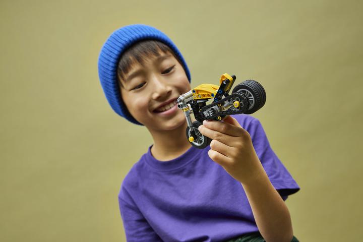 Immagine prodotto LEGO Moto gialla (42225, LEGO Technic)
