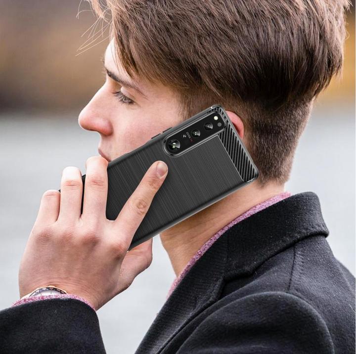 Produktbild Screenguard Sony Xperia 1 IV Hülle Carbon Brushed Soft TPU (Sony Xperia 1 IV)