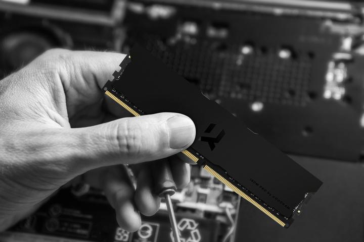 Actual product image Goodram IRP-K3600D4V64L18/16G (1 x 16GB, 3600 MHz, DDR4-RAM, U-DIMM)