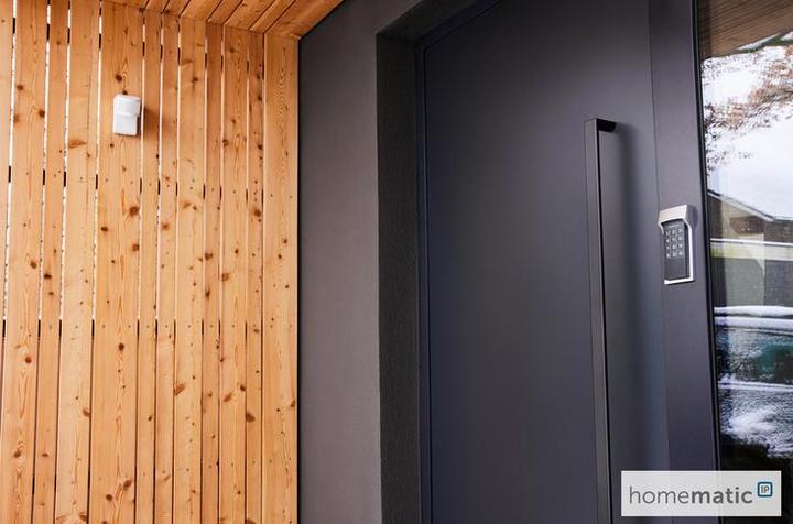 Produktbild Homematic IP Smart Home Bewegungsmelder (20 m)