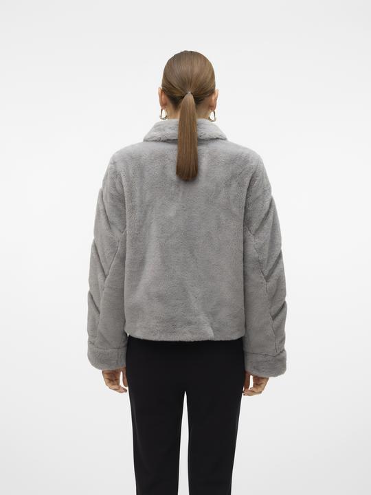 Produktbild Vero Moda VMSONJALUIS Jacke Kunstpelzjacke (XS)