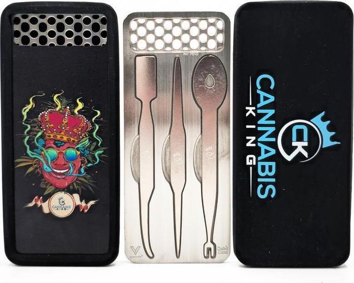 Cannabis King Grinder Card - Bonhomme classic