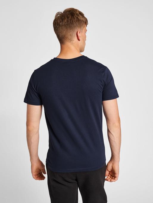 Actual product image hummel Hmlred Basic T-Shirt S/S (3XL)