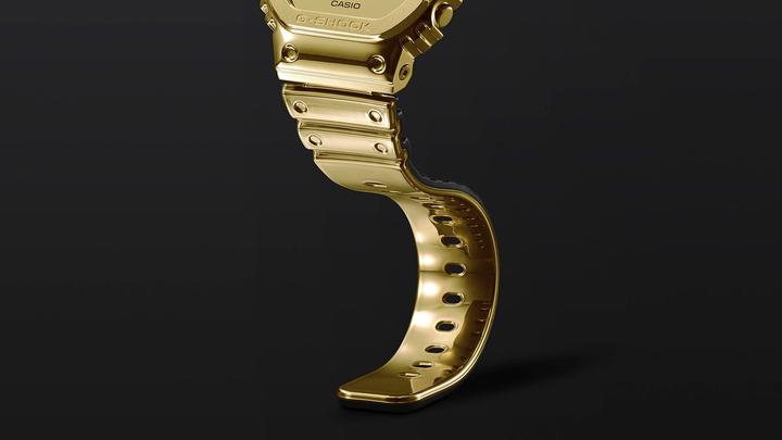 Produktbild Casio GM-5600YM-8ER (Chronograph, 49.60 mm)