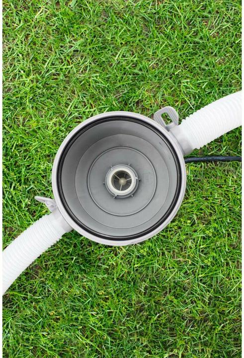 Actual product image Bestway The filter pump is equipped with a 3028 L
