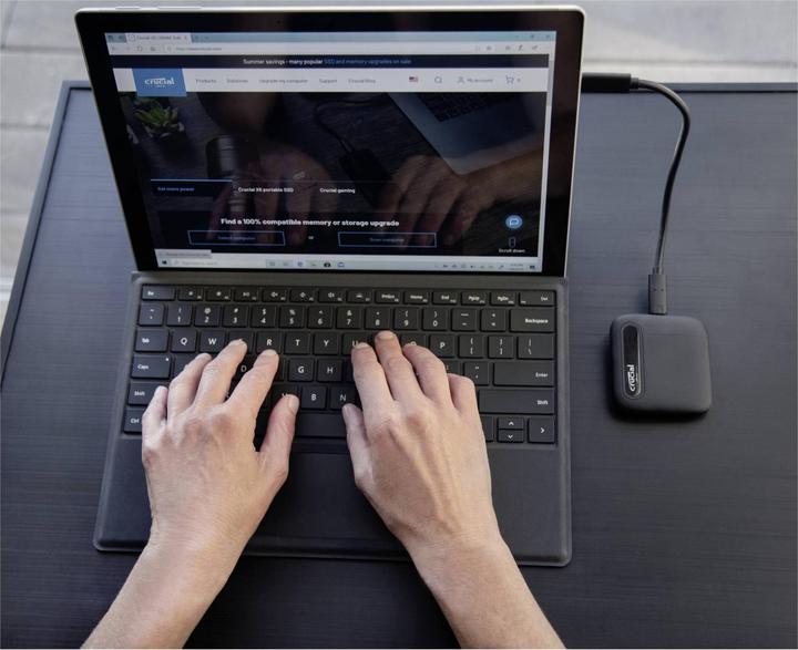 Actual product image Crucial X6 (1000 GB)