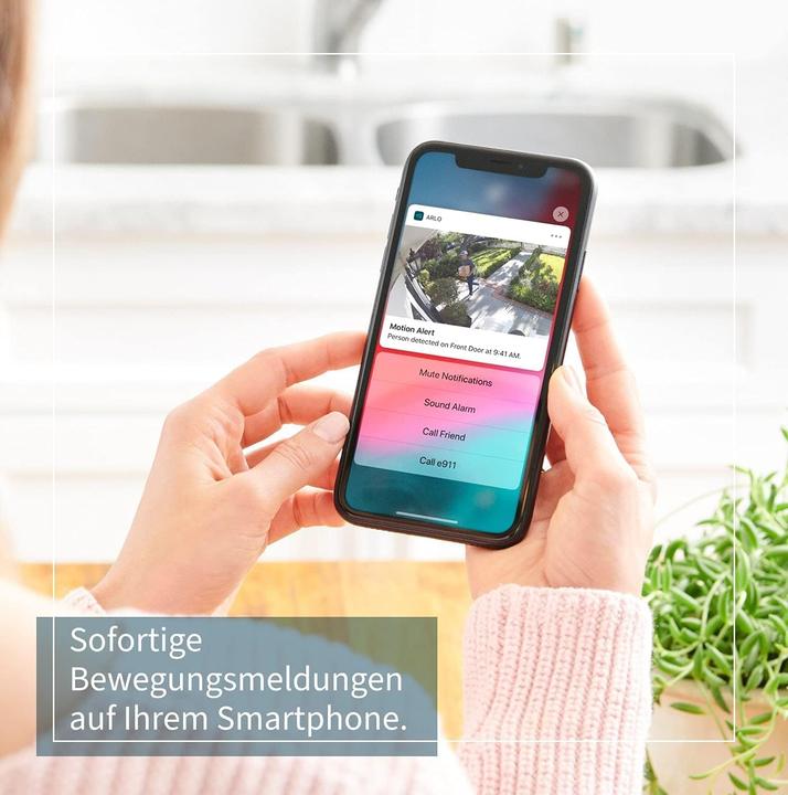 Produktbild Arlo Essential Spotlight Kamera 3er Set, schwarz (1920 x 1080 Pixels)