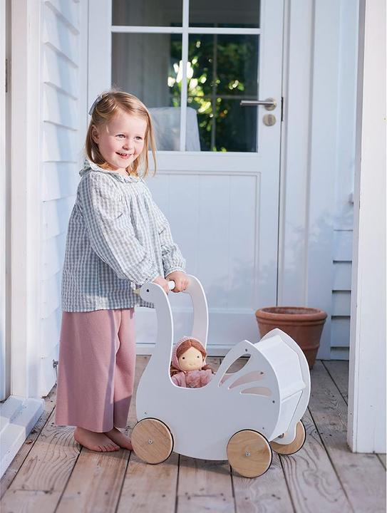 Productafbeelding Tender Leaf Toys Poppenwagen Zwaan