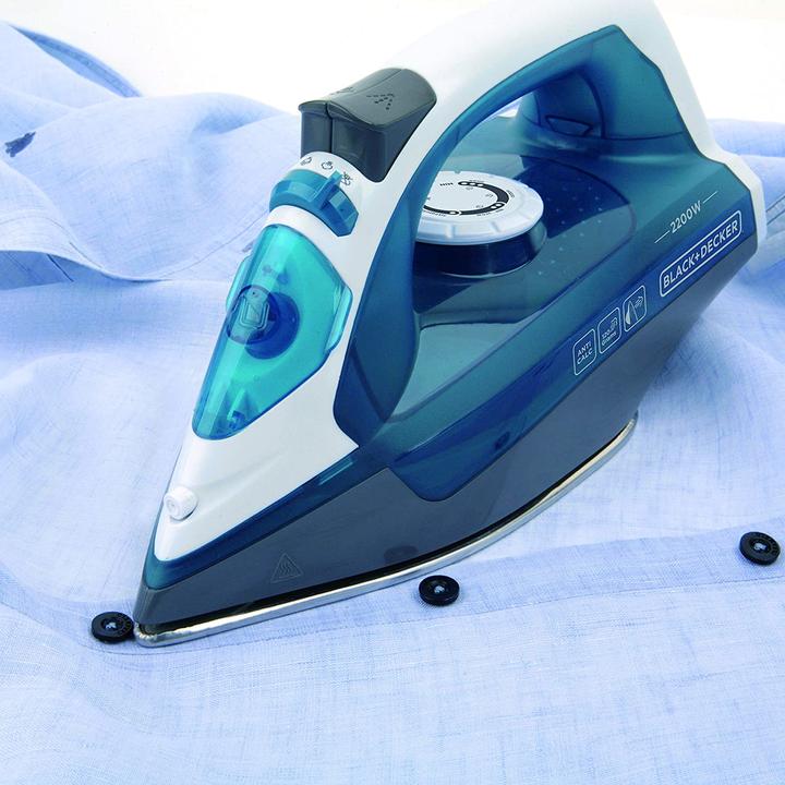 Actual product image Black & Decker BXIR2200E (2200 W, 150 g/min)