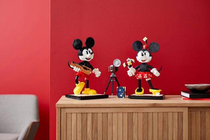 Image du produit LEGO Mickey Mouse et Minnie Mouse (43179, LEGO Disney, LEGO difficiles à trouver)