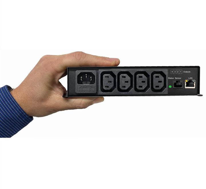 Actual product image Gude 1141-1 4-way switched PDU with measurement and monitoring