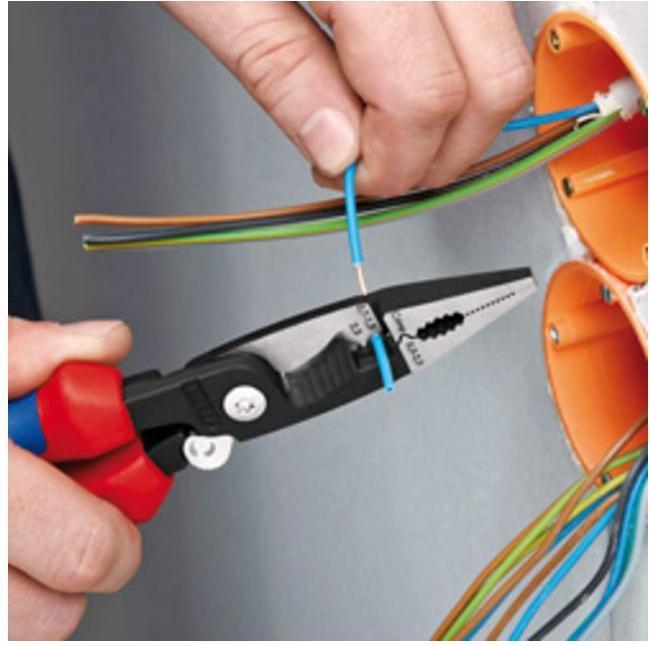 Actual product image Knipex Pliers for Electrical Installation (200 mm)