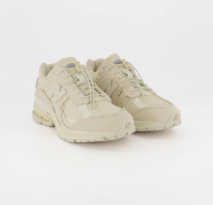 Image du produit New Balance M2002RDQ (41)