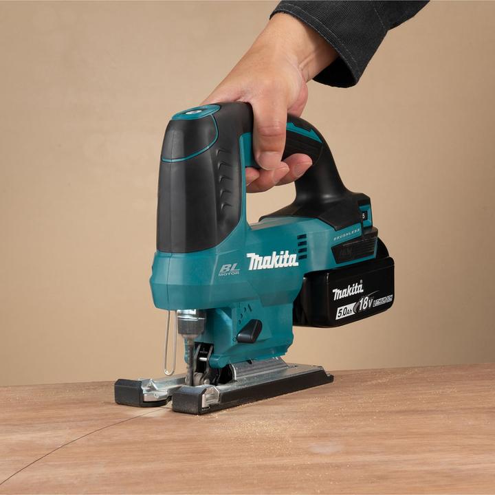Actual product image Makita DJV 184