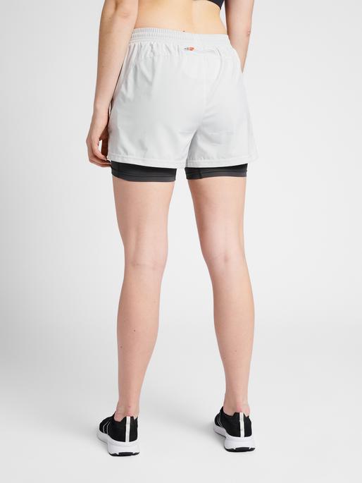 Actual product image Newline WOMEN 2-IN-1 RUNNING SHORTS (XS)
