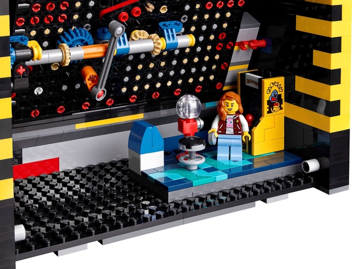 Actual product image LEGO PAC-MAN Arcade 10323 (10323, LEGO Icons, LEGO Rare Sets)
