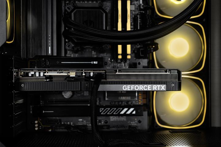 Produktbild Actina . Gaming GameOn (2000 GB, 32 GB, AMD Ryzen 9 7950X3D)