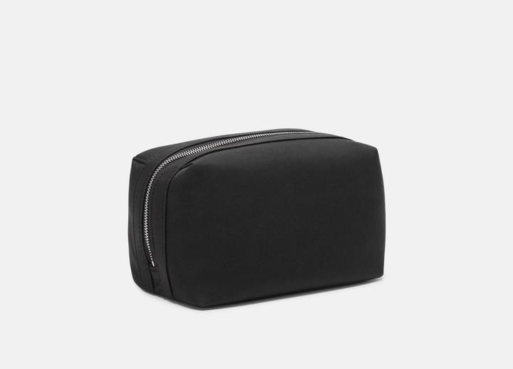 Actual product image Liebeskind Berlin Pouch Accessories Kulturbeutel aus Nylon