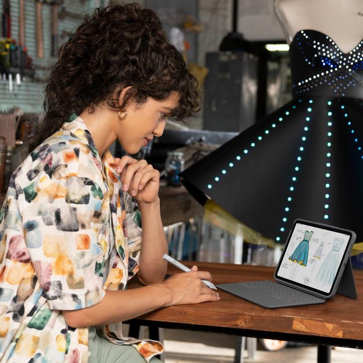 Actual product image Logitech Crayon