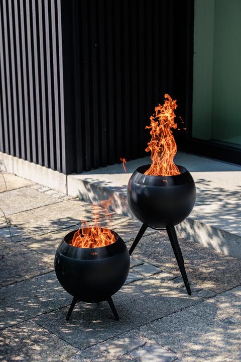 Produktbild Höfats MOON 45 all black Feuerkorb mit niedrigem Fuss (51 cm)