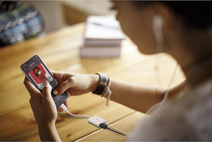 Produktbild Belkin RockStar Adapter (3.5mm Buchse, USB Typ C)
