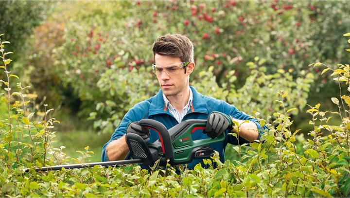 Actual product image Bosch Home & Garden UniversalHedgeCut 18V-50 (Rechargeable battery operated)