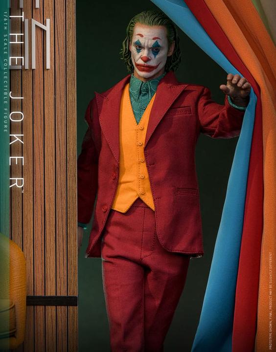Actual product image Hot Toys Joker Movie Masterpiece Action Figure 1/6 The Joker 30 cm