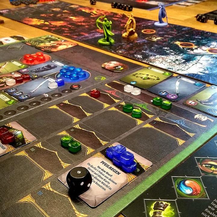 Actual product image Czech games edition Connoisseur game Sanctum (German, 2 - 4 Players)