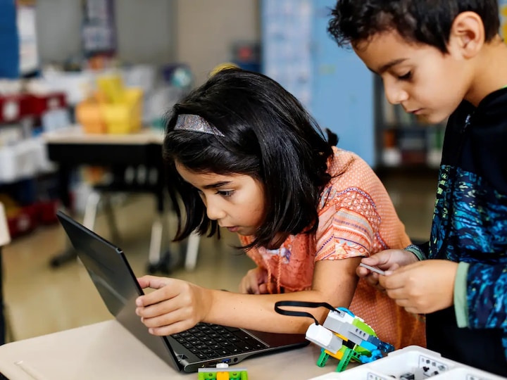 Actual product image LEGO WeDo 2.0 Basic Set
