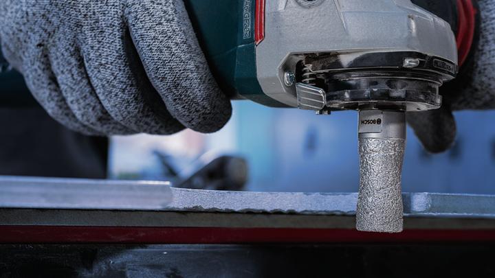 Produktbild Bosch Professional Zubehör PRO Ceramic dry X-Lock Bohrkronen-Set, 6 x 30, 8 x 30, 10 x 30, 12 x 30 mm, 4-tlg. (6.0, 8.0, 10.0, 12.0 Millimeter)