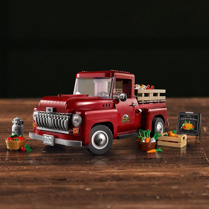 Actual product image LEGO Pickup (10290, LEGO Rare Sets, LEGO Creator Expert)