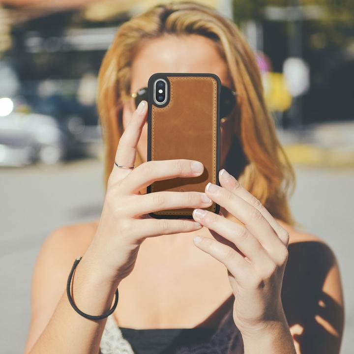 Produktbild Akashi Schutzhülle aus Echtleder stoss- kratzfest für Apple iPhone X /XS – Kupfer (Apple iPhone X, Apple iPhone XS)