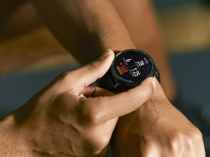 Produktbild Amazfit Active Max Black, W2556GL1N