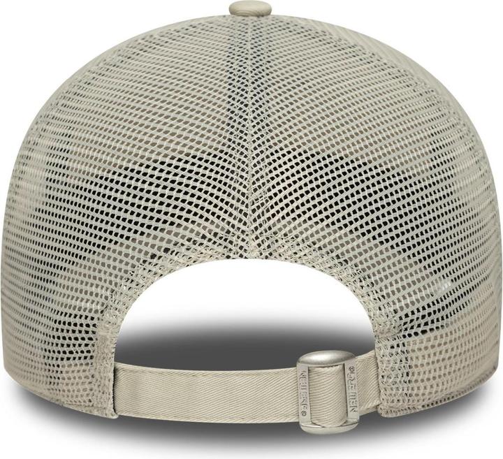 Actual product image New Era 9Twenty Trucker Cap - Los Angeles Dodgers Beige