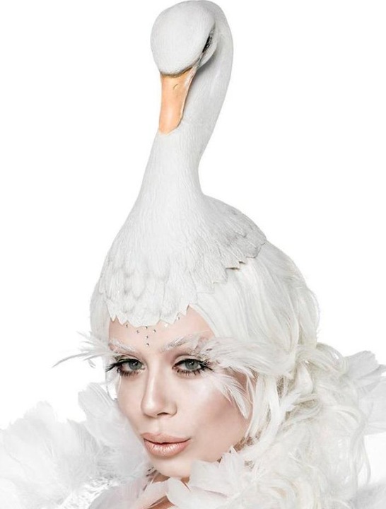Actual product image Metamorph Weisser Schwan (XS)