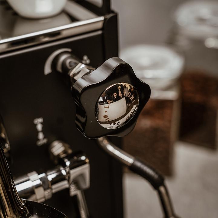 Produktbild La Pavoni New Cellini Classic Nera