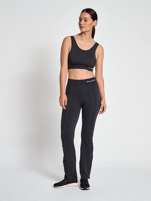 Actual product image hummel Mt Ivy Seamless Sports Top (S)