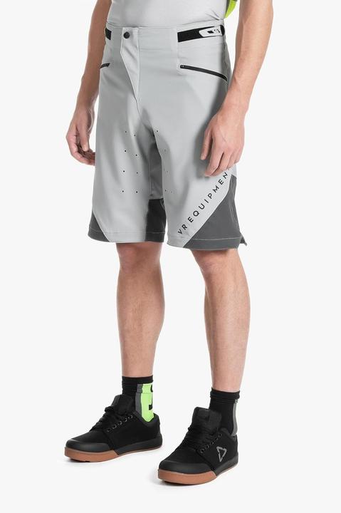 Produktbild VR46 SHORT 23 MANEDIUM GREY (30)