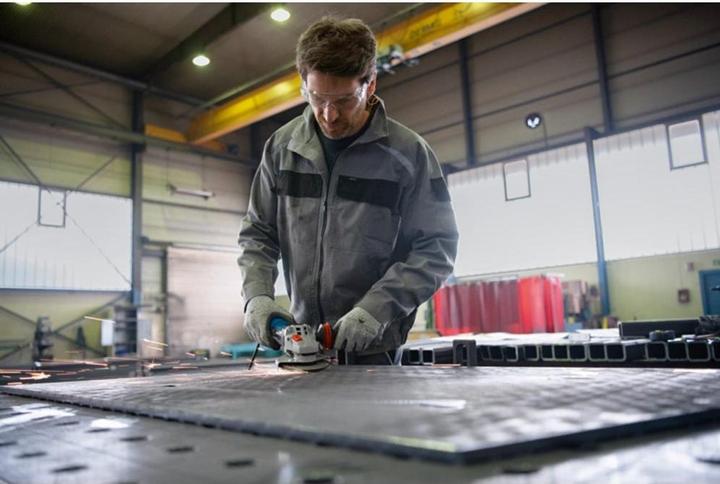 Actual product image Bosch Professional Angle grinder GWS 17-150 S (150 mm)